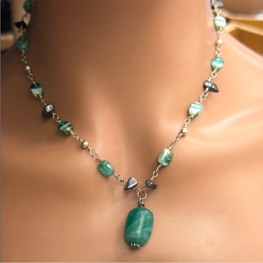 Elegant Sterling Silver Green Aventurine Necklace
